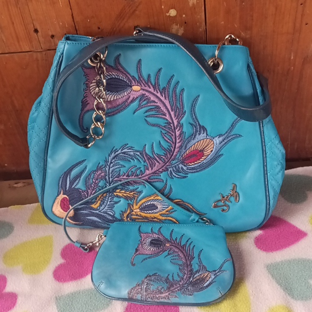 Big blue purse